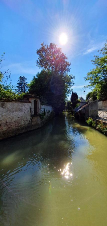 Charmant Village Proche Disneyland & Paris Crecy-la-Chapelle Bagian luar foto